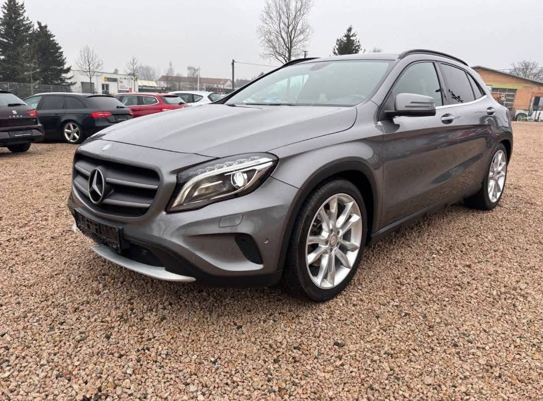 Mercedes-Benz GLA 250 GLA-Klasse GLA 250 4Matic