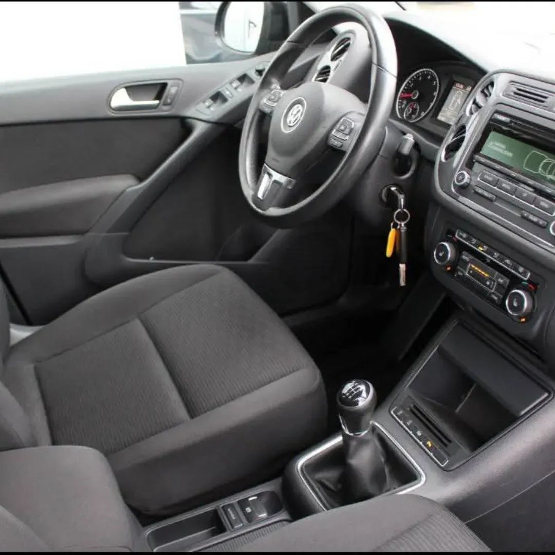 Volkswagen Tiguan 1.4 TSI 118 KW Fun BMT + Klimaanlage + PDC