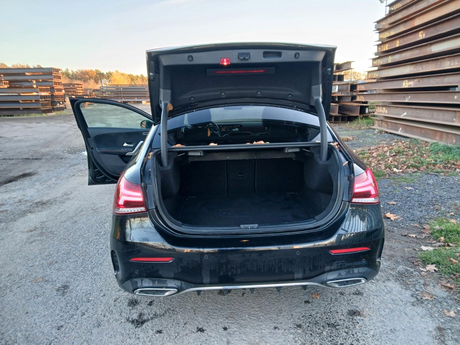 Mercedes-Benz A 180 A-Klasse Limousine AMG ACC geprüft und gewartet