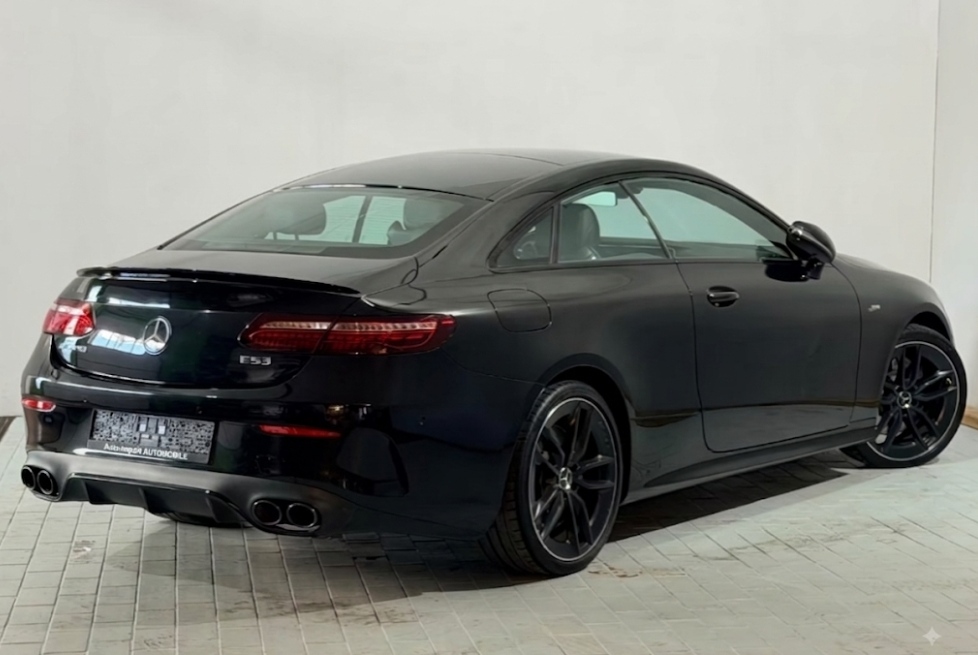 Mercedes-Benz E 53 AMG 4Matic Luft Pano Burmester Softclose